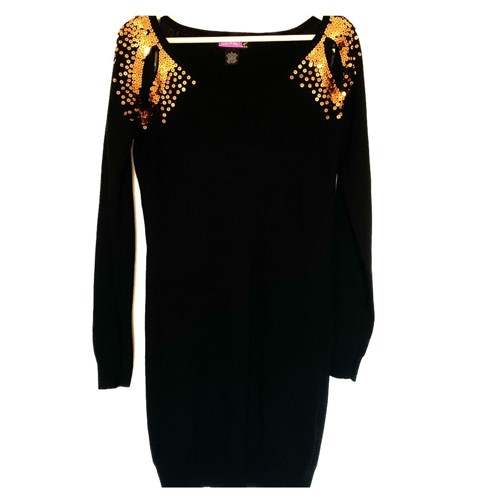 Stunning black dress Size L